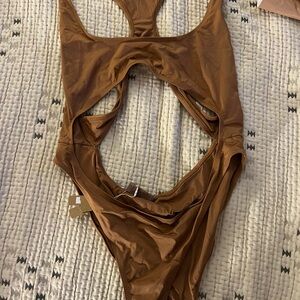 SKIMS Camel Monokini NWT